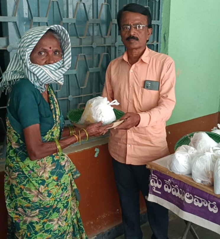 ప్రతీ పేదవాడికి కడుపు నిండా ఒక్క పూటైన భోజనం అందించేందుకు శ్రీకారం చుడదాం